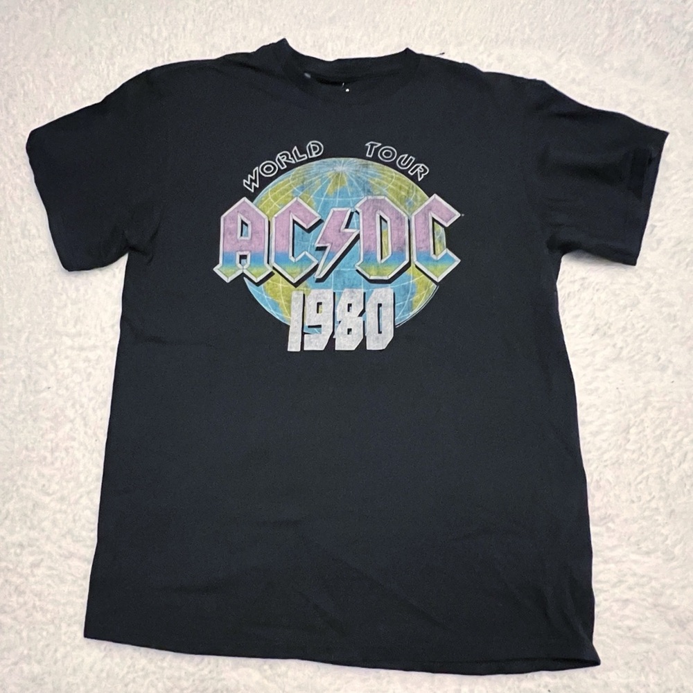 Junk Food NWT AC/DC 1980’s World Tour Graphic Tee in Small - Picture 2 of 7